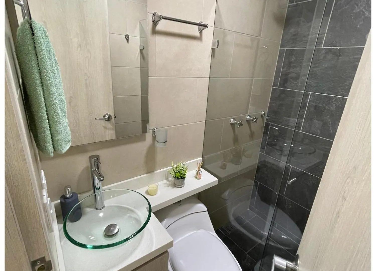 Apartamento Apartamento En Laureles-Medellin Cerca A La 70 Amoblado 402